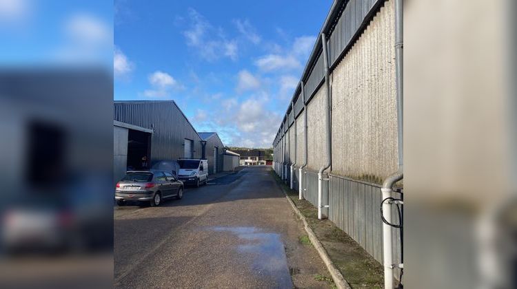 Ma-Cabane - Location Local commercial Pacy-sur-Eure, 1500 m²