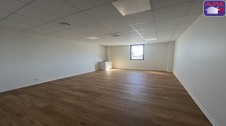 Ma-Cabane - Location Local commercial PAMIERS, 469 m²