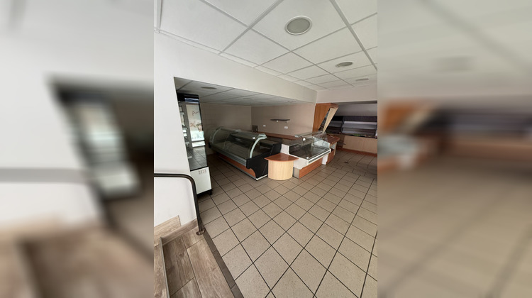 Ma-Cabane - Location Local commercial Panissières, 150 m²