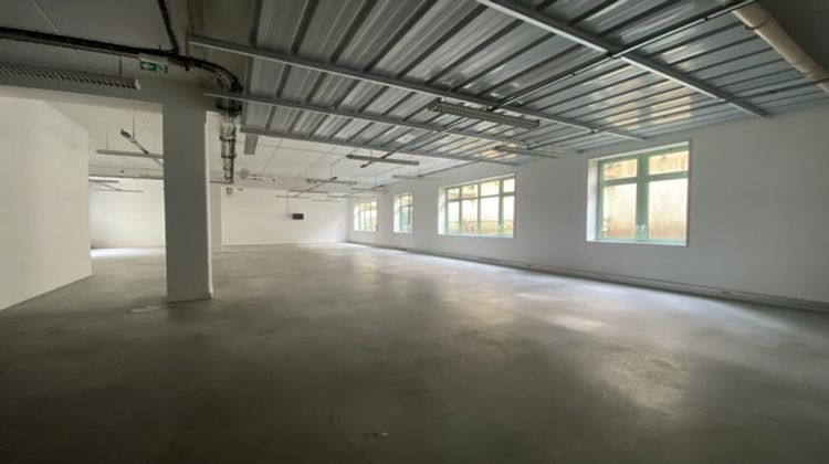 Ma-Cabane - Location Local commercial Pantin, 523 m²
