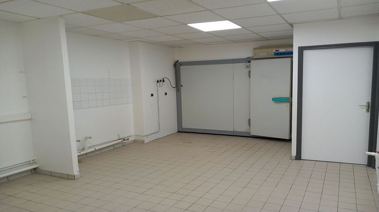 Ma-Cabane - Location Local commercial PARAY-LE-MONIAL, 82 m²