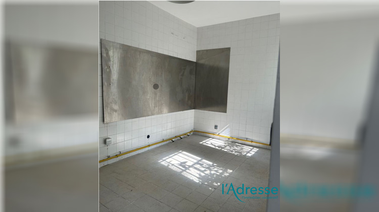 Ma-Cabane - Location Local commercial PARIS 10, 110 m²