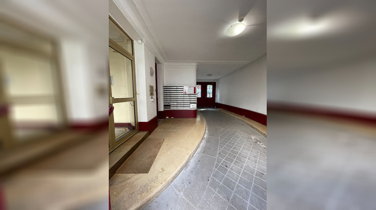 Ma-Cabane - Location Local commercial PARIS 10, 57 m²