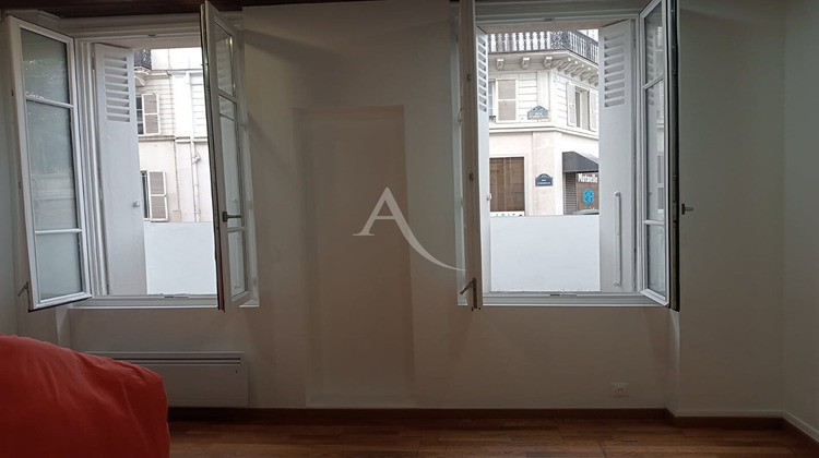 Ma-Cabane - Location Local commercial PARIS 10, 34 m²
