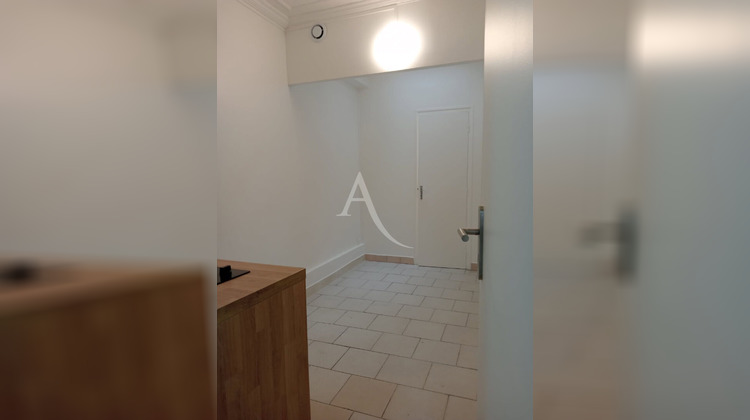 Ma-Cabane - Location Local commercial PARIS 10, 34 m²