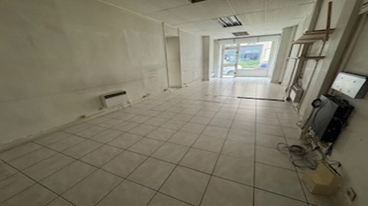 Ma-Cabane - Location Local commercial PARIS 10, 31 m²