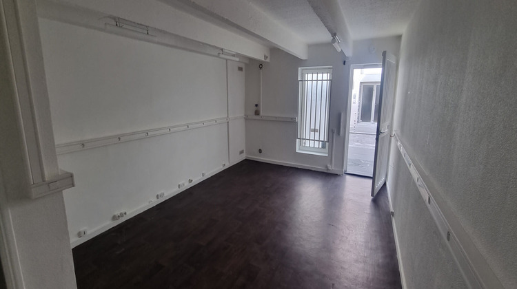 Ma-Cabane - Location Local commercial PARIS 11, 22 m²