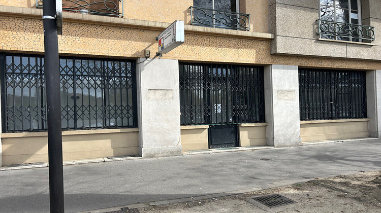 Ma-Cabane - Location Local commercial PARIS 15, 94 m²