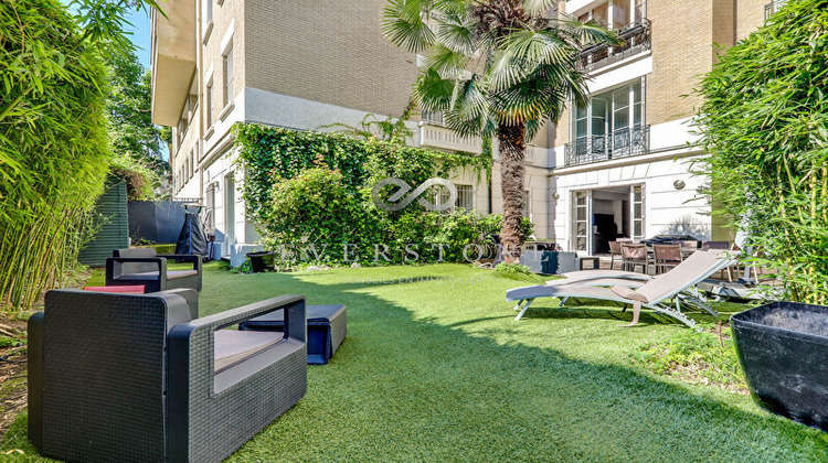 Ma-Cabane - Location Local commercial PARIS 16, 300 m²