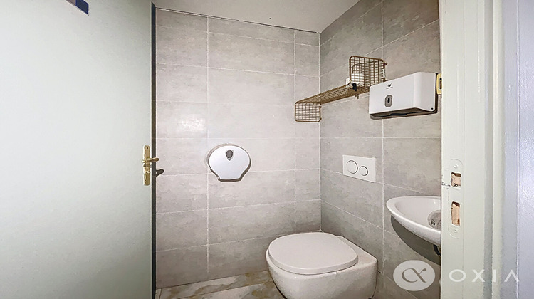 Ma-Cabane - Location Local commercial PARIS 16, 74 m²