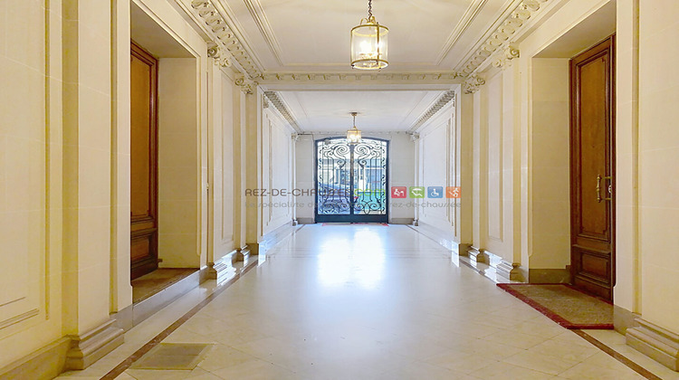Ma-Cabane - Location Local commercial PARIS 16, 125 m²