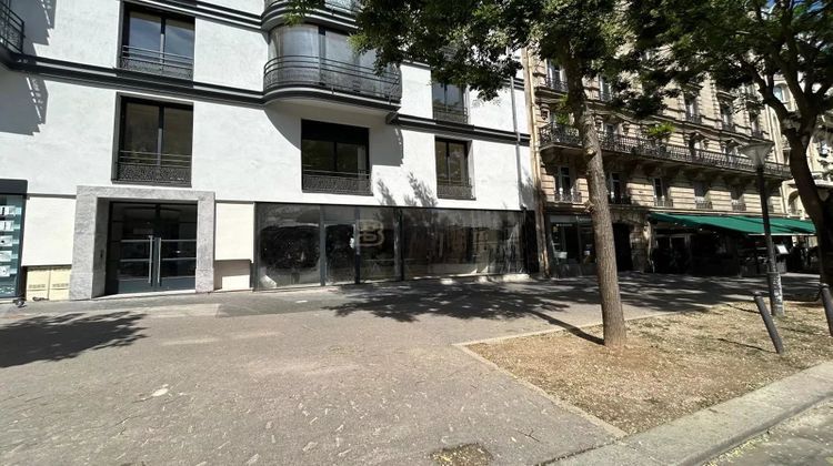 Ma-Cabane - Location Local commercial Paris 16ème, 280 m²