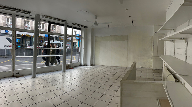 Ma-Cabane - Location Local commercial PARIS 18, 70 m²