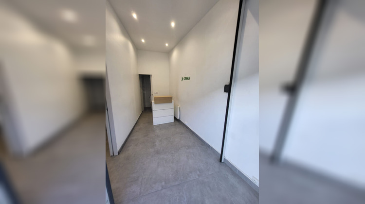 Ma-Cabane - Location Local commercial PARIS 19, 16 m²