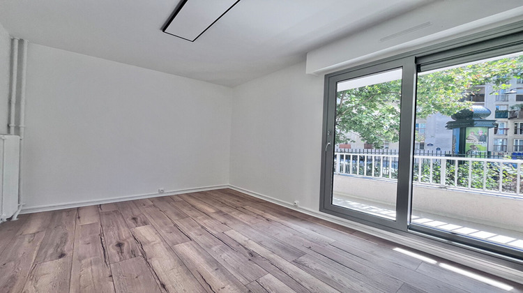 Ma-Cabane - Location Local commercial PARIS 19, 70 m²