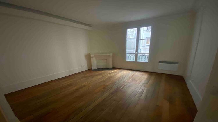 Ma-Cabane - Location Local commercial PARIS 3, 103 m²