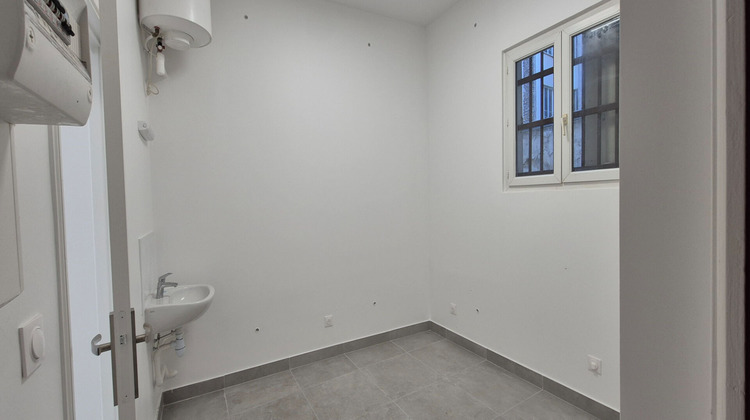 Ma-Cabane - Location Local commercial PARIS 5, 29 m²