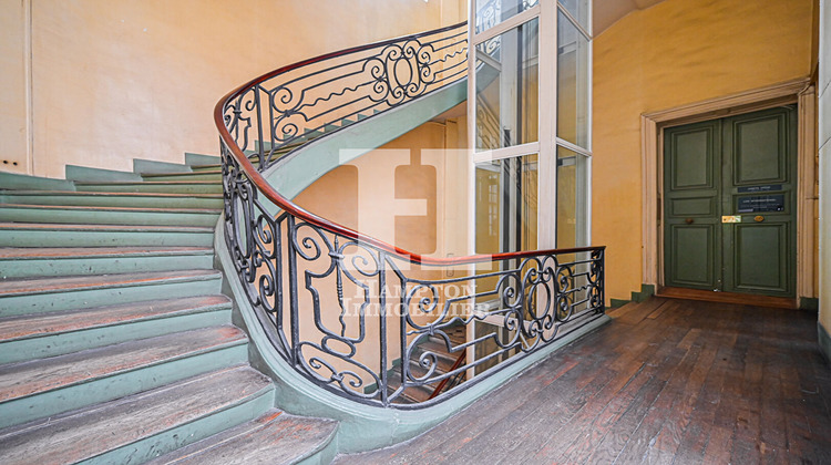 Ma-Cabane - Location Local commercial PARIS, 142 m²