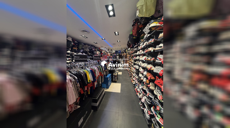 Ma-Cabane - Location Local commercial Paris, 160 m²
