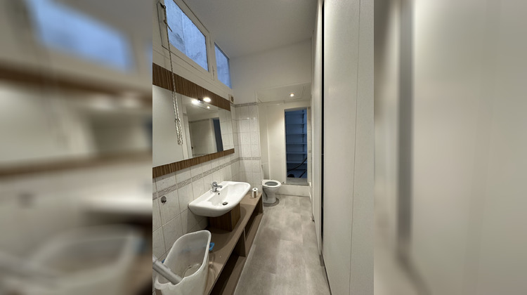 Ma-Cabane - Location Local commercial Paris, 92 m²