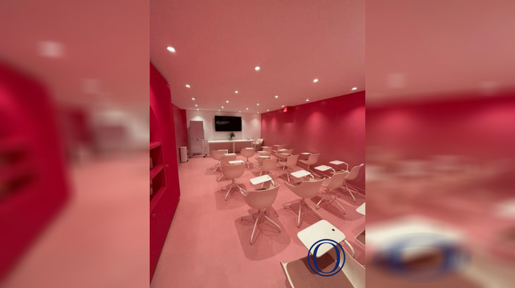 Ma-Cabane - Location Local commercial Paris, 225 m²