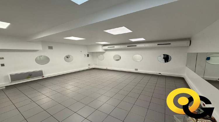 Ma-Cabane - Location Local commercial Paris, 203 m²