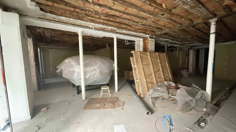 Ma-Cabane - Location Local commercial Paris, 232 m²