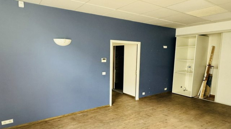 Ma-Cabane - Location Local commercial Paris, 272 m²