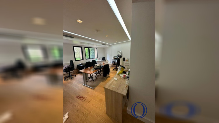 Ma-Cabane - Location Local commercial Paris, 335 m²