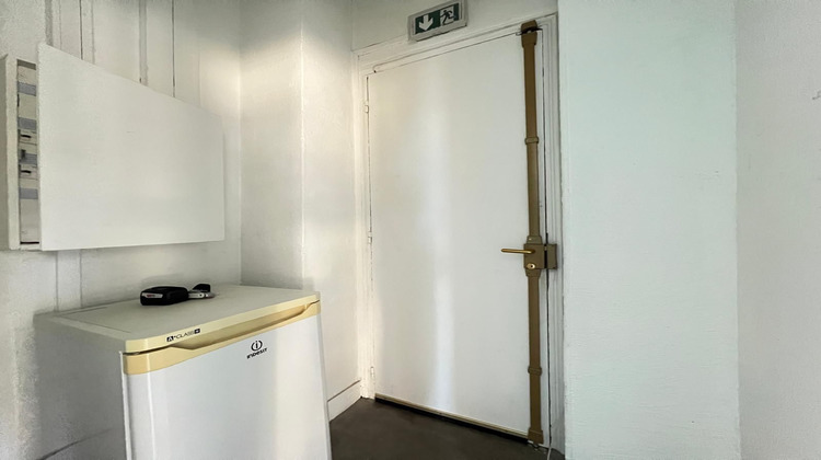 Ma-Cabane - Location Local commercial Paris, 28 m²