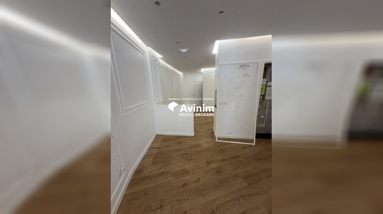 Ma-Cabane - Location Local commercial Paris, 76 m²
