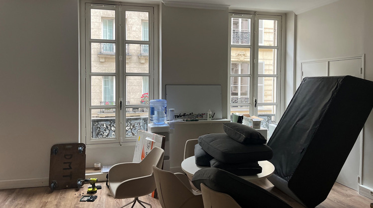 Ma-Cabane - Location Local commercial PARIS 8, 40 m²