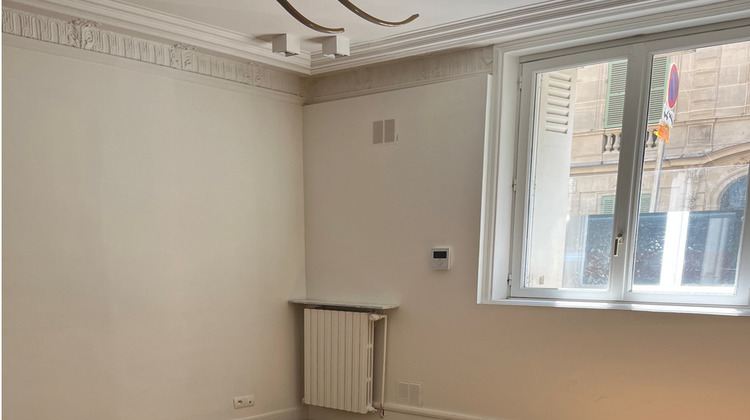Ma-Cabane - Location Local commercial PARIS 8, 67 m²