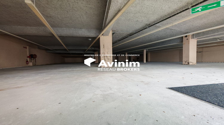 Ma-Cabane - Location Local commercial Parthenay, 814 m²