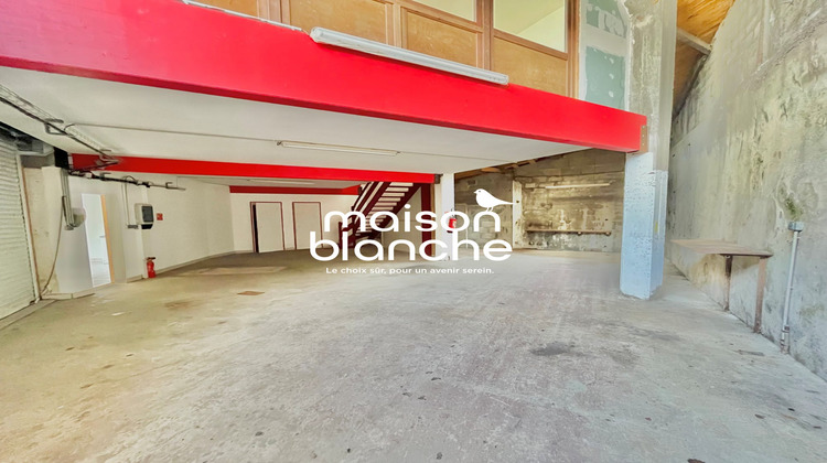 Ma-Cabane - Location Local commercial Parthenay, 177 m²