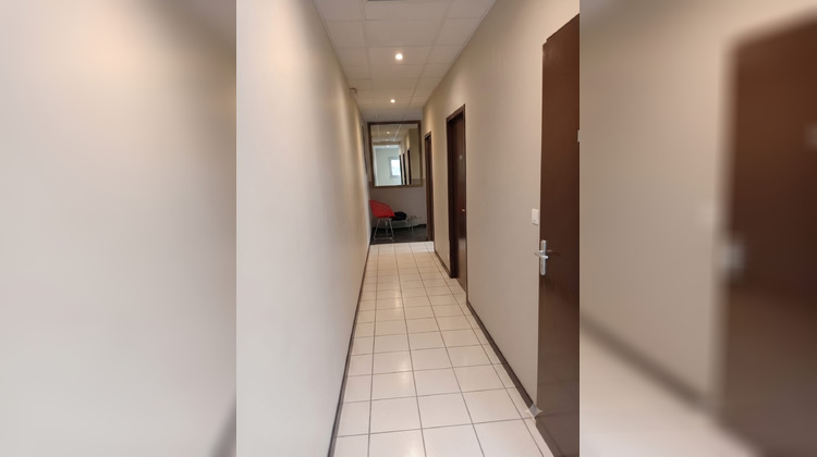 Ma-Cabane - Location Local commercial Pau, 109 m²