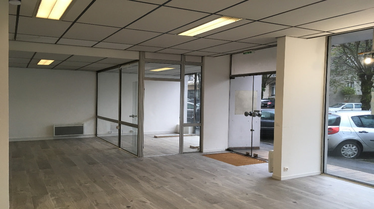 Ma-Cabane - Location Local commercial PAU, 106 m²