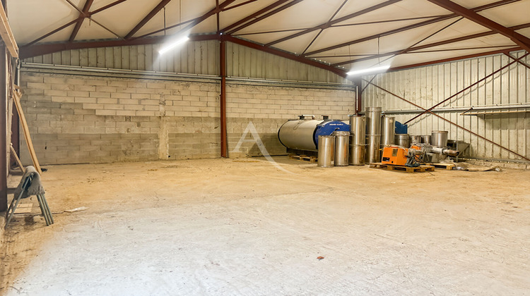 Ma-Cabane - Location Local commercial PERIGNY, 127 m²