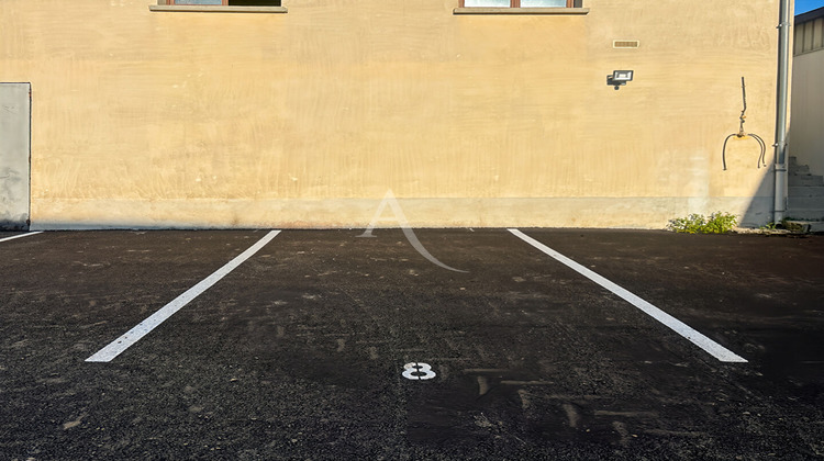 Ma-Cabane - Location Local commercial PERIGNY, 127 m²