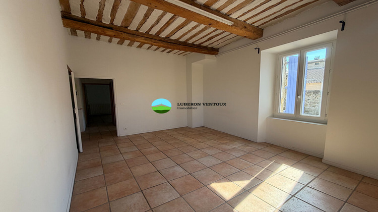 Ma-Cabane - Location Local commercial PERNES-LES-FONTAINES, 36 m²