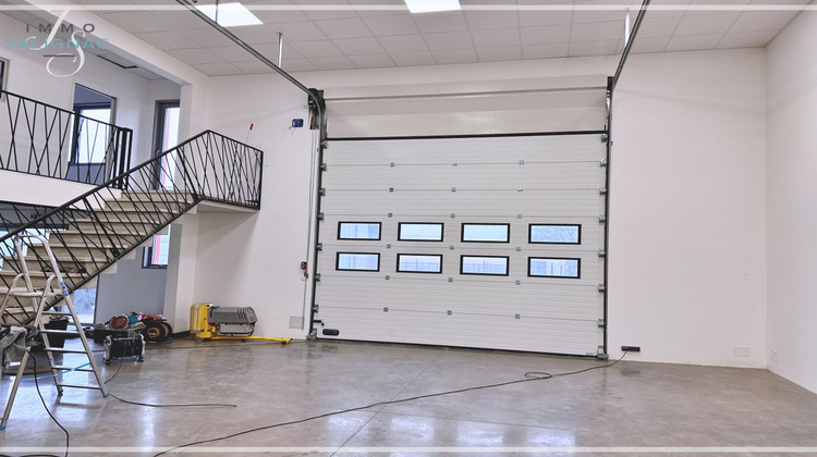 Ma-Cabane - Location Local commercial Peronnas, 268 m²