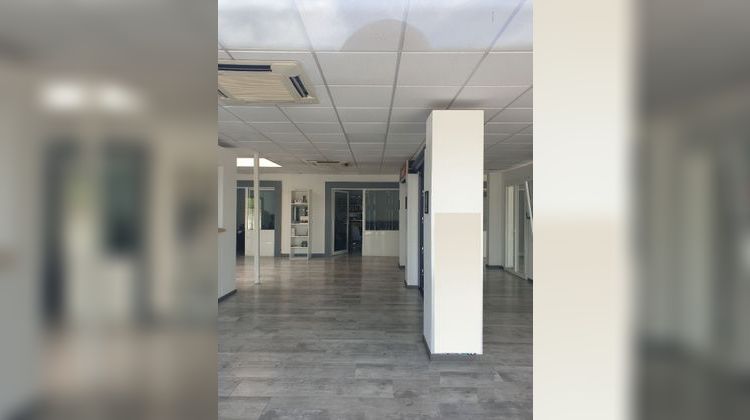 Ma-Cabane - Location Local commercial PERPIGNAN, 900 m²