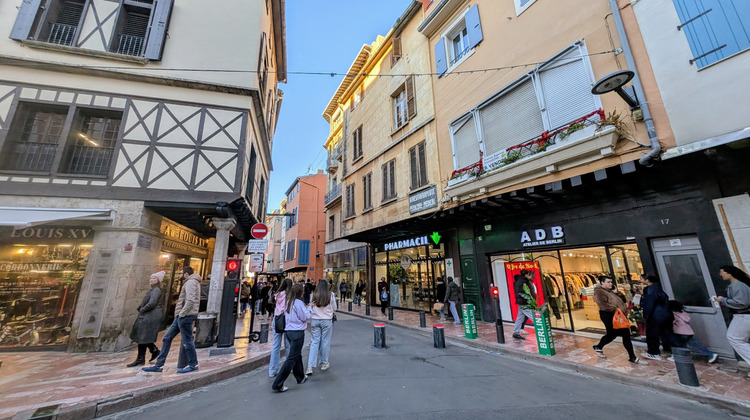 Ma-Cabane - Location Local commercial PERPIGNAN, 77 m²