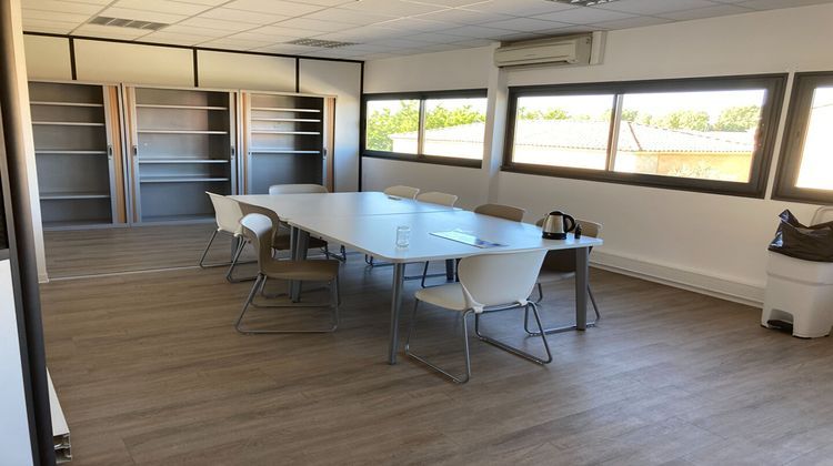 Ma-Cabane - Location Local commercial PERTUIS, 235 m²