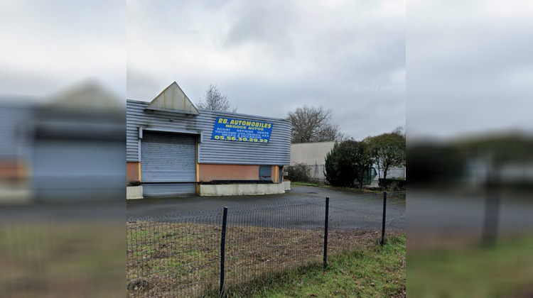 Ma-Cabane - Location Local commercial Pessac, 840 m²