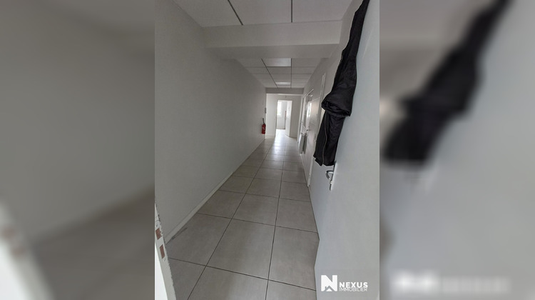 Ma-Cabane - Location Local commercial Petit-Couronne, 656 m²