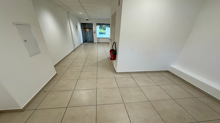 Ma-Cabane - Location Local commercial PEYMEINADE, 32 m²