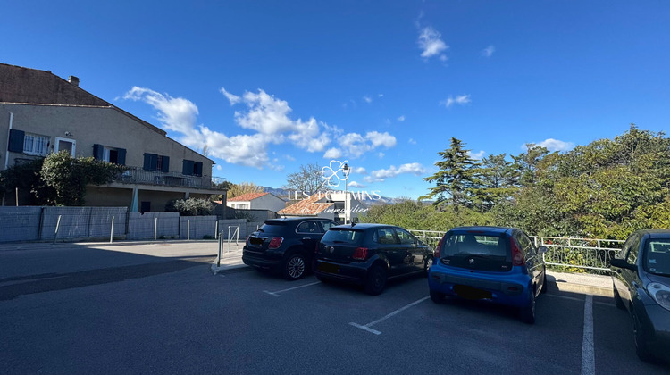Ma-Cabane - Location Local commercial PEYNIER, 60 m²