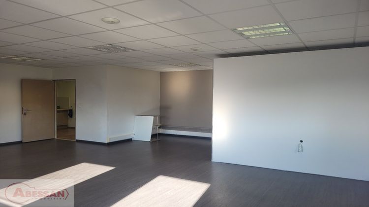 Ma-Cabane - Location Local commercial PEYRUIS, 49 m²