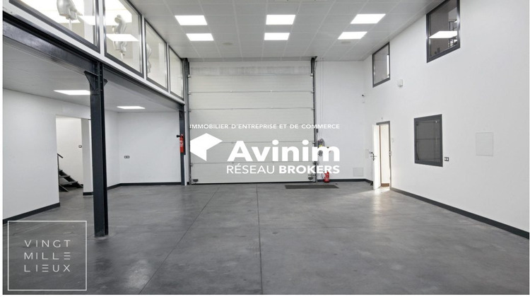 Ma-Cabane - Location Local commercial Pierrefitte-sur-Seine, 220 m²